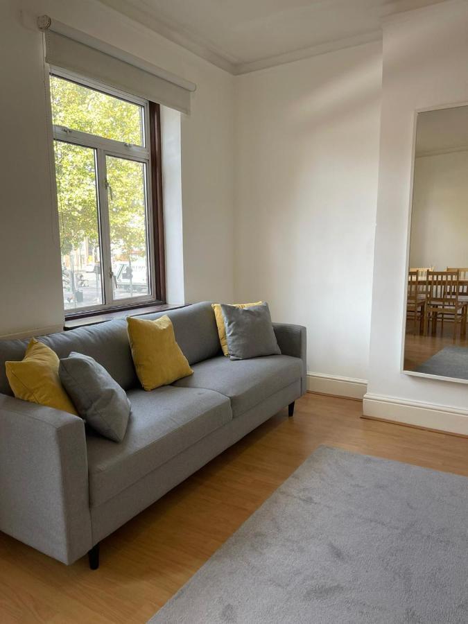 Amazing 3 Bedroom Flat Minutes From Tower Bridge London Luaran gambar