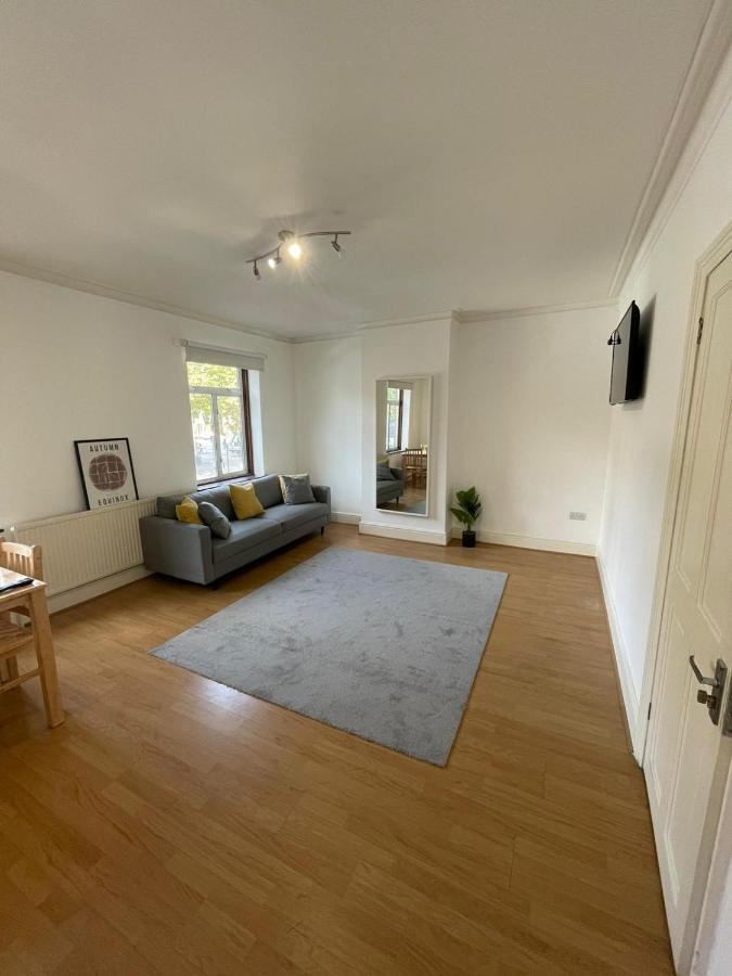 Amazing 3 Bedroom Flat Minutes From Tower Bridge London Luaran gambar