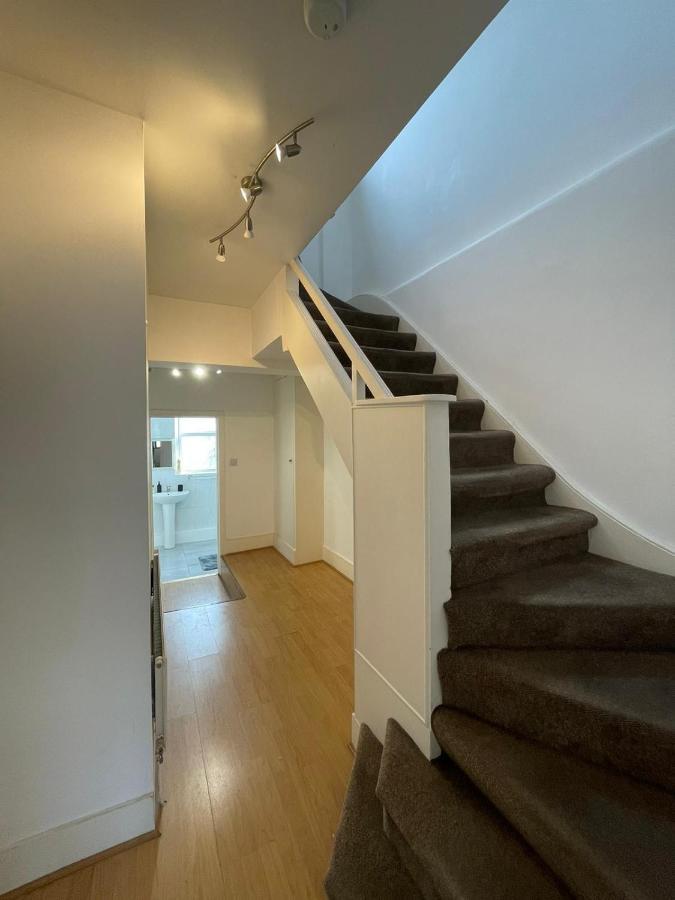Amazing 3 Bedroom Flat Minutes From Tower Bridge London Luaran gambar
